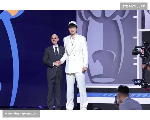 美媒称杨瀚森与夏普组合如同开拓者申京与阿门双塔体系新篇章